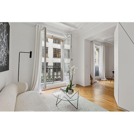 Appartement Design Au Coeur De Paris Luaran gambar